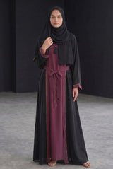 Side profile of Classic Onyx Deep Set highlighting the silhouette
